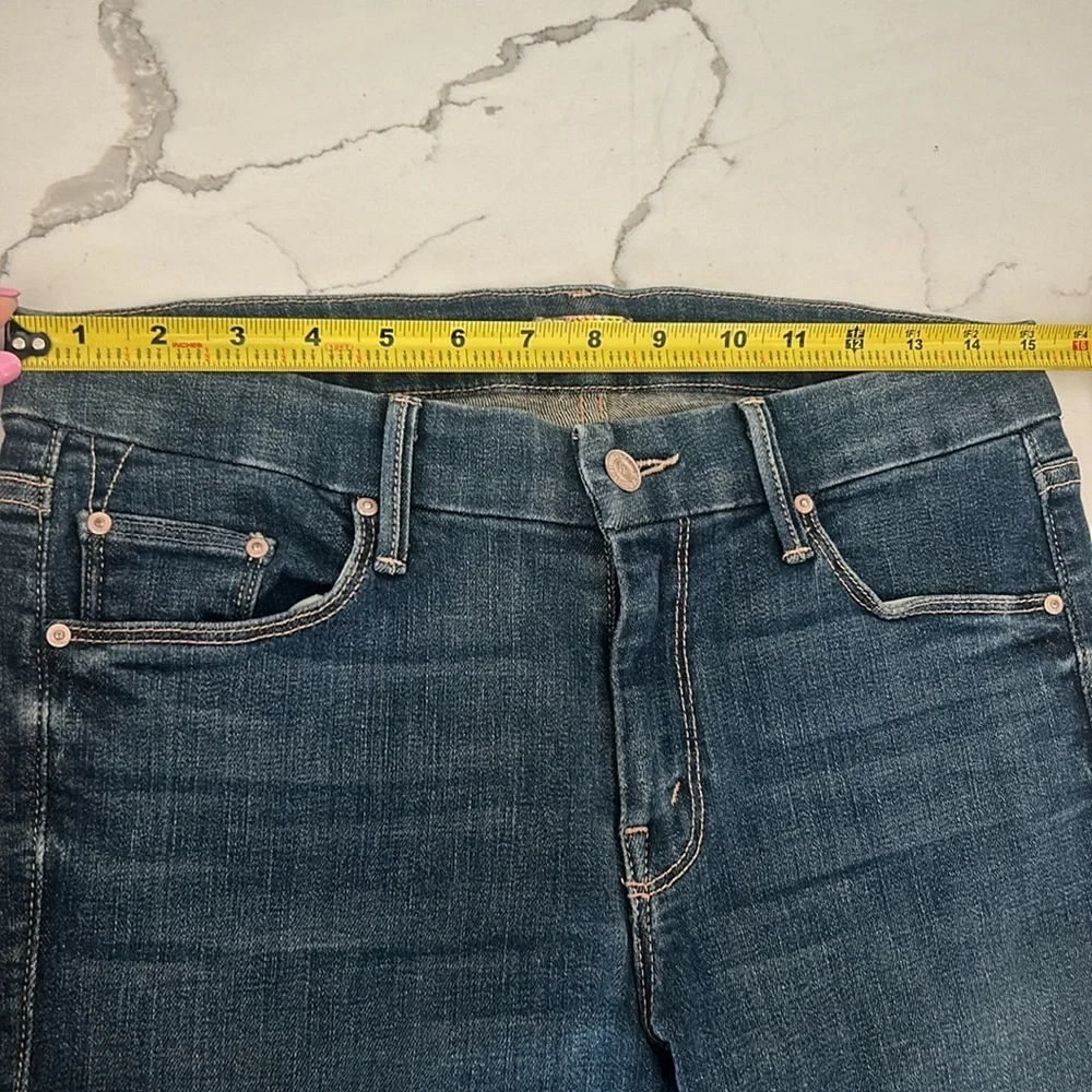 MOTHER The Looker Ankle Fray Skinny Jean in Girl Crush size 27 Raw Hem
